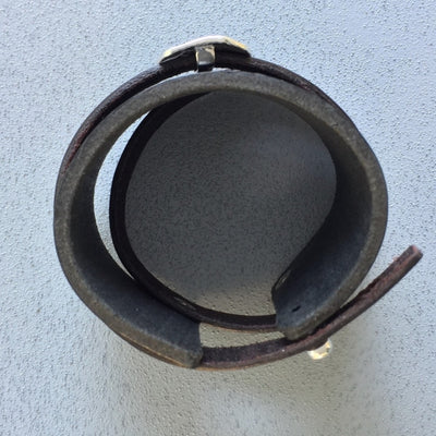 LEATHER BRACELET WITH REMOVABLE ANGEL AMULET | < Z-FIRE.COM > .999 Fine Silver Amulet/Removable 1.5" Black leather bracelet 0.6" Mahogany, Grey or Tan wrap-around Leather Strap Free Astrology Report Free Standard Shipping Hassle Free Returns